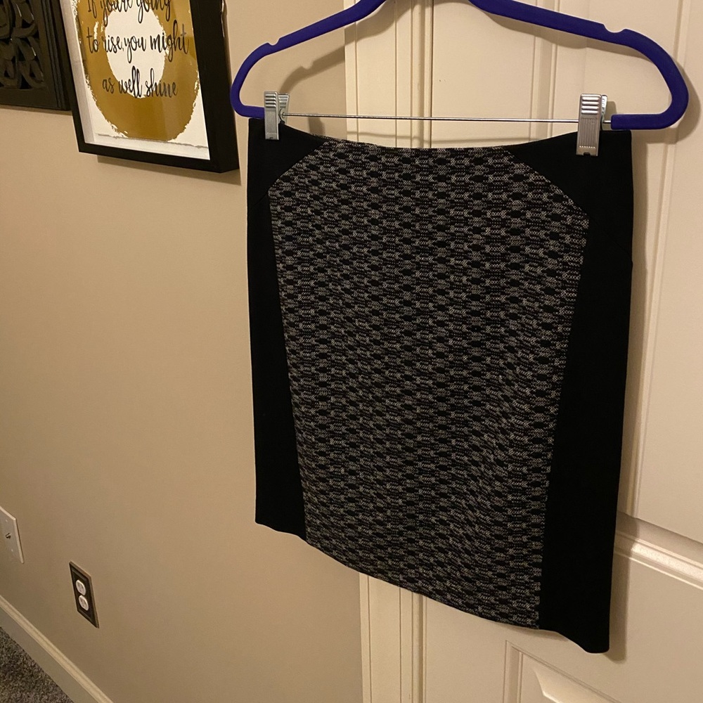 Black & Grey Pencil Skirt